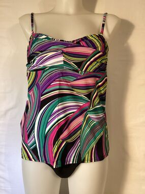 1271b  NWT Bikini Bay M/M Mura Bandini Top Color Multi Rainbow Size 8